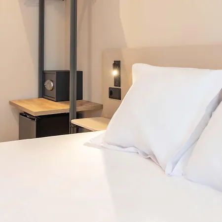 Hq Arena 3* Valencie