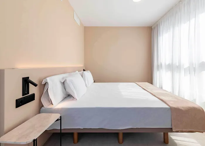Hq Arena Hotel